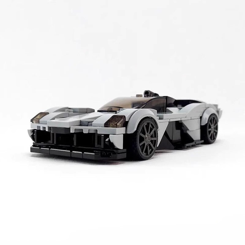 MOC Aston Martin Valkyrie V2 Building Block Model – 284PCS Hypercar Brick Toy Collectible